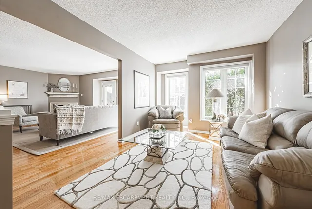 Additional image 9 of 3333 New St Unit 9