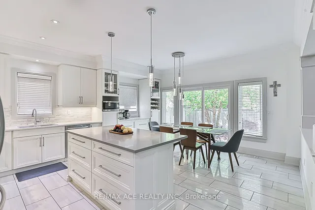 Additional image 15 of 3206 Sorrento Cres