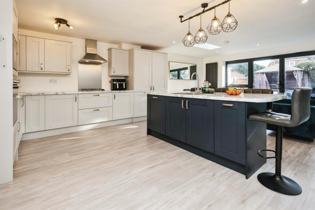 Additional image 16 of Wyton Avenue, Oldbury