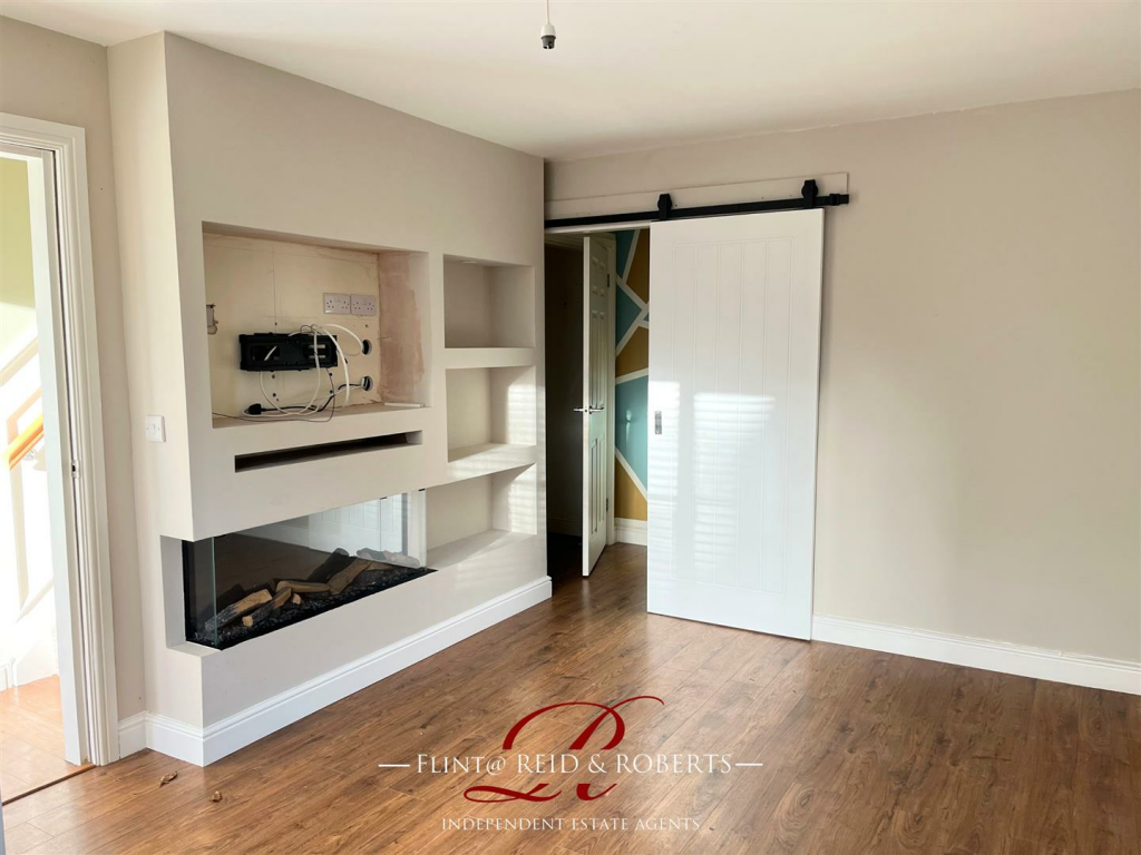 Additional image 3 of Plas Pen Y Glyn, Flint Mountain