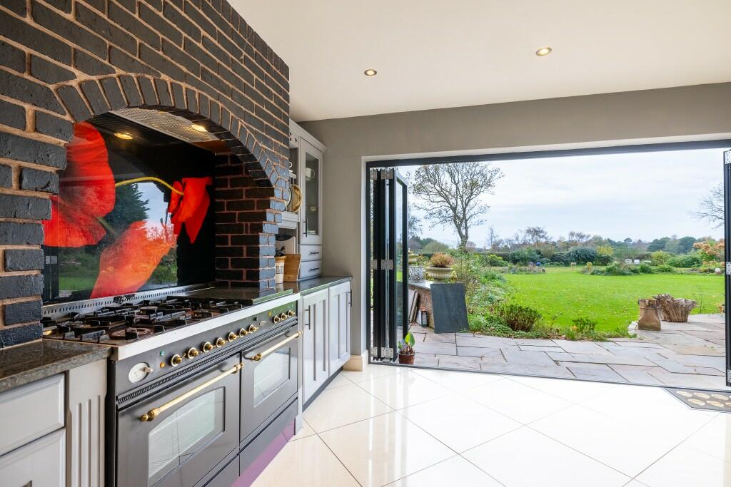 Additional image 10 of Links Hey Road, CH48