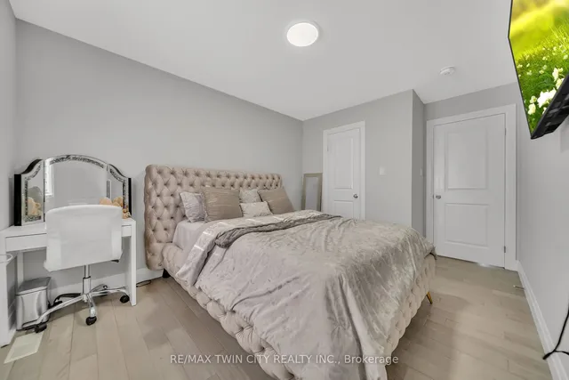 Additional image 23 of 114 Rivertrail Ave