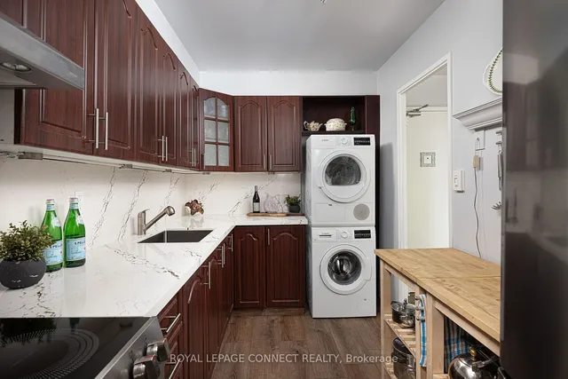 Additional image 19 of 1 Massey Sq Unit 218