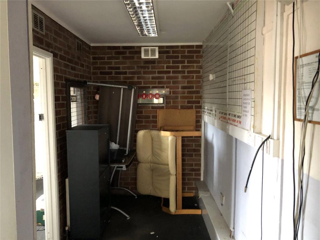 Additional image 7 of Central Road, Yeovil, Somerset, BA20