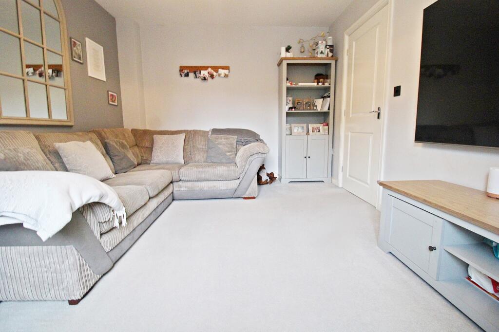 Additional image 4 of Heol Miaren, Llanharry, Pontyclun, Rhondda Cynon Taff. CF72 9WL