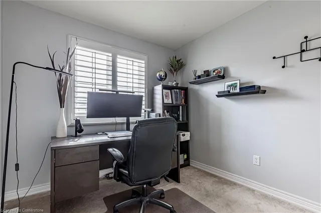 Additional image 28 of 32 Forest Valley Cres