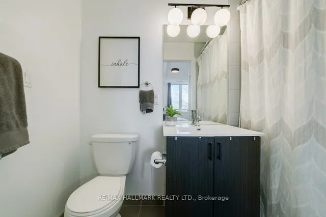 Additional image 9 of 3560 St. Clair Ave Unit 205