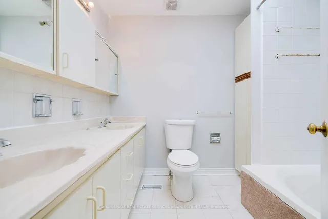 Additional image 23 of 26 Hazel Ave