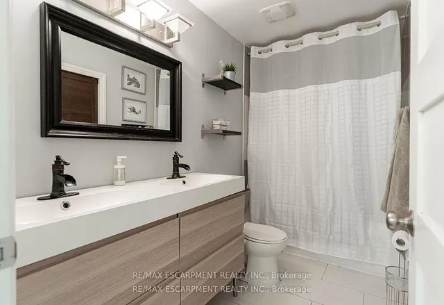 Additional image 19 of 2323 Glastonbury Rd