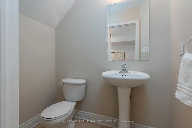 Additional image 37 of 11 Shires Lane