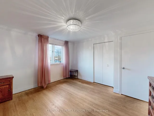 Additional image 27 of 31 Erinlea Cres