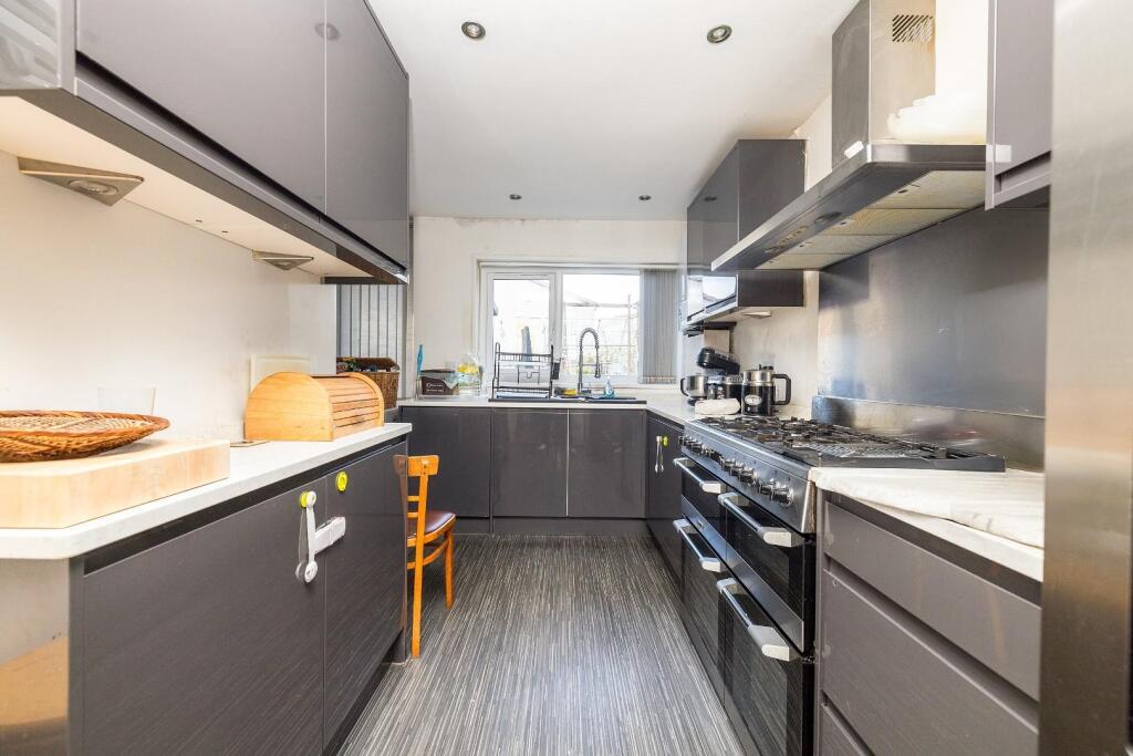 Additional image 4 of Bell Hill Road, St George