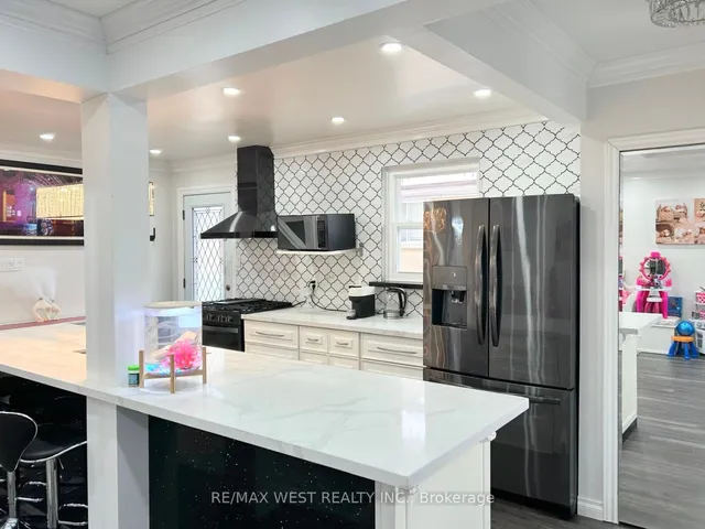 Additional image 6 of 59 Verobeach Blvd