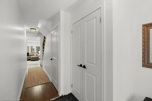 Additional image 5 of 2220 Queensway Dr Unit 13