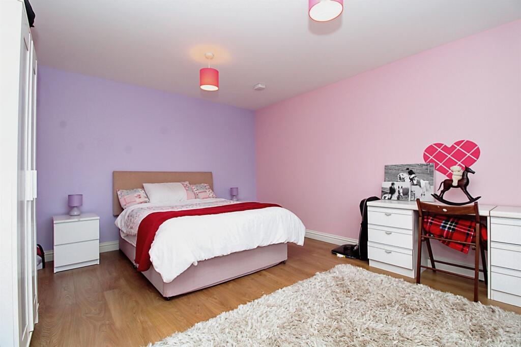 Additional image 32 of Hayes Lane, Sully, Penarth