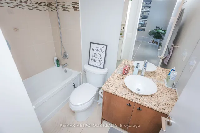 Additional image 15 of 5101 Dundas St Unit 203