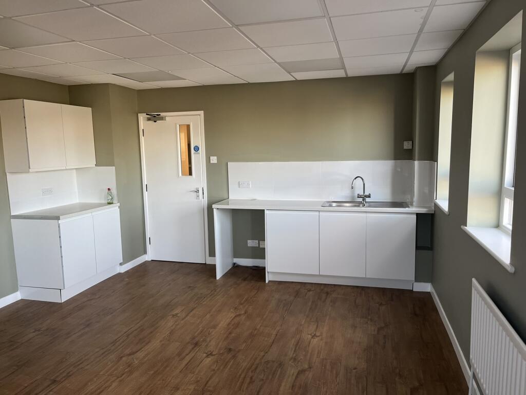 Additional image 5 of Unit 10, 565 Blandford Road, Poole, South West, BH16