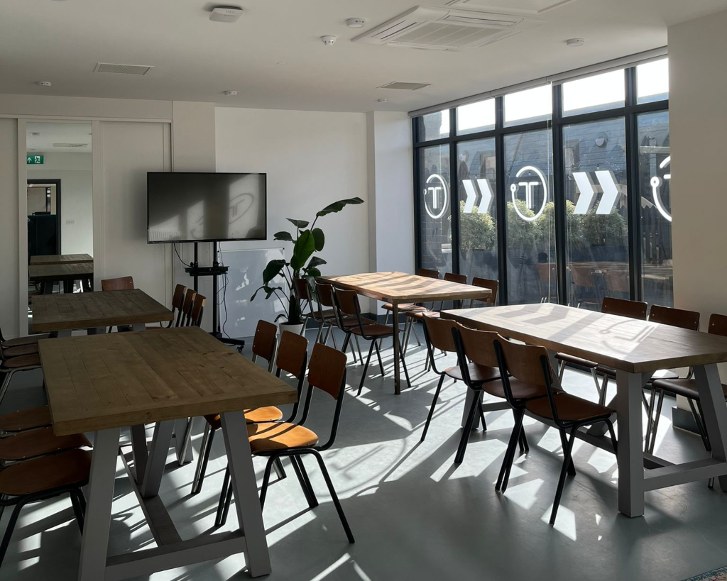 Additional image 8 of Hood Road, Barry, Vale Of Glamorgan, The, CF62