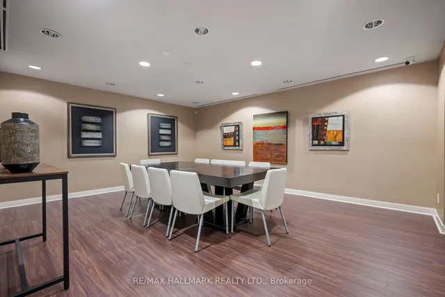 Additional image 37 of 320 Richmond St Unit 203