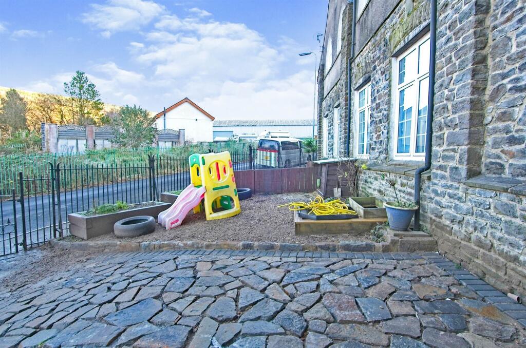 Additional image 19 of Oakland Terrace, Ferndale