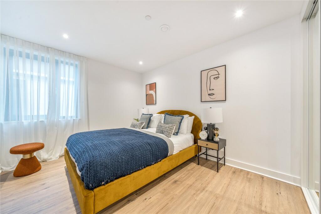 Additional image 5 of Burnhill Road, Beckenham