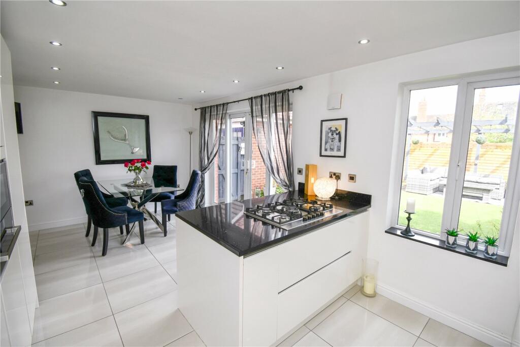 Additional image 7 of Hulme Close, Bromborough, Wirral