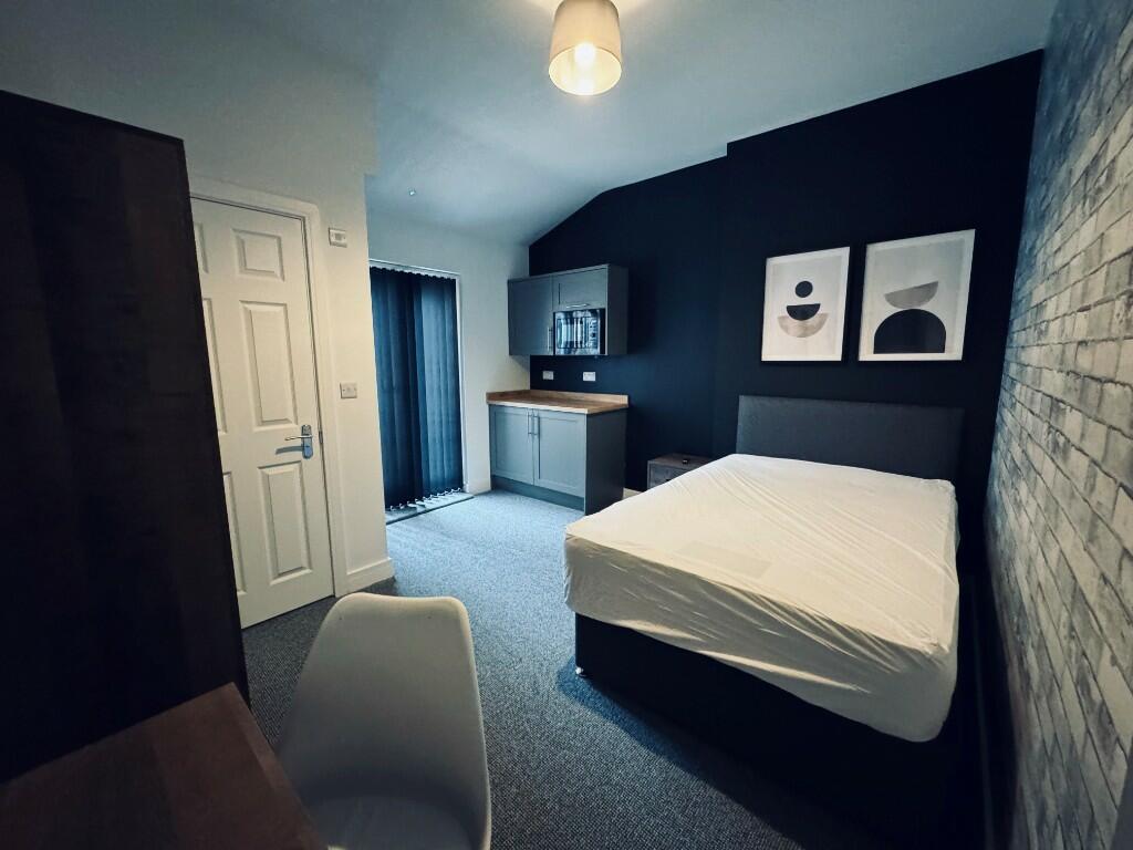 Additional image 2 of House Share - Studio Rooms - Grange Road, Chester