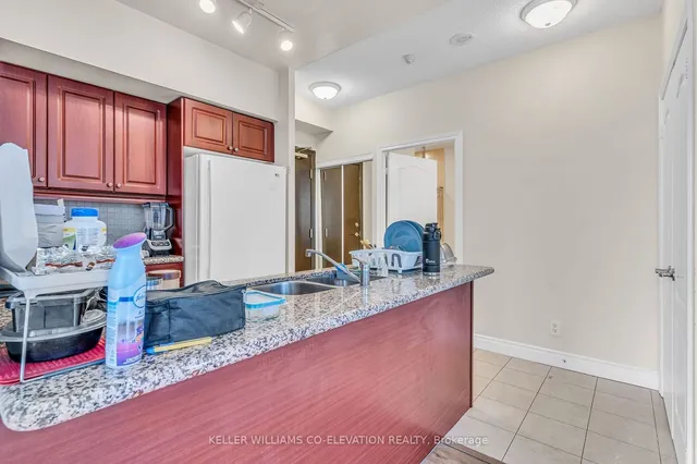 Additional image 13 of 1105 Leslie St Unit 1002