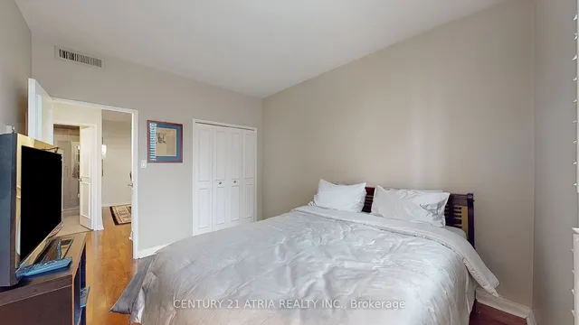 Additional image 22 of 350 Lonsdale Rd Unit 102