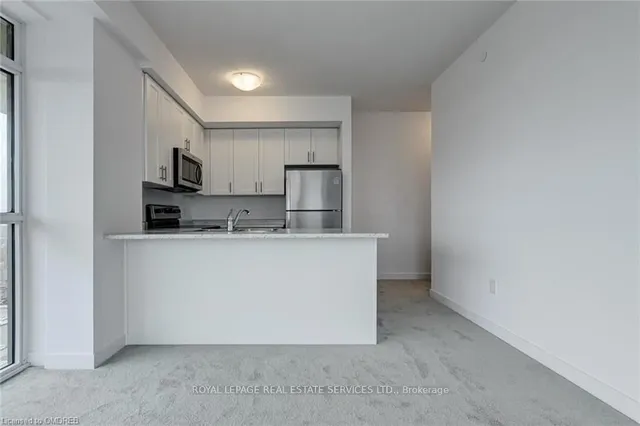Additional image 6 of 450 Dundas St Unit 905