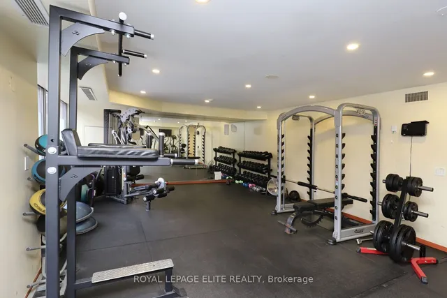 Additional image 23 of 255 Richmond St Unit 220