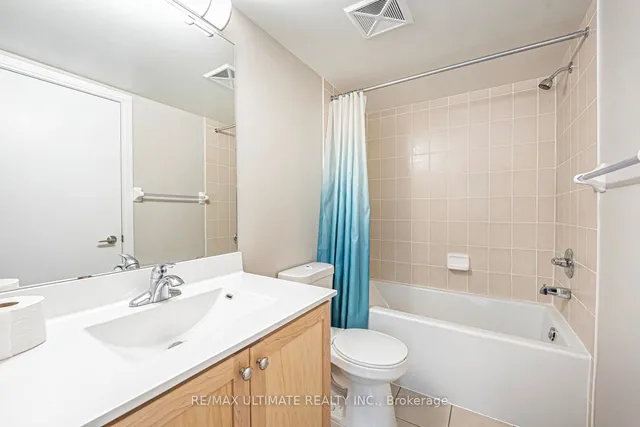 Additional image 19 of 330 Village Green Sq Unit TH06