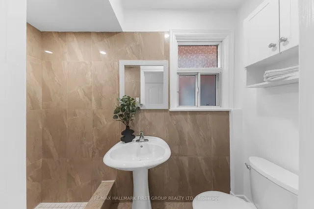 Additional image 18 of 48 Macdonell Ave