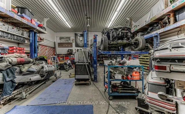 Additional image 33 of 39 Turner Ave