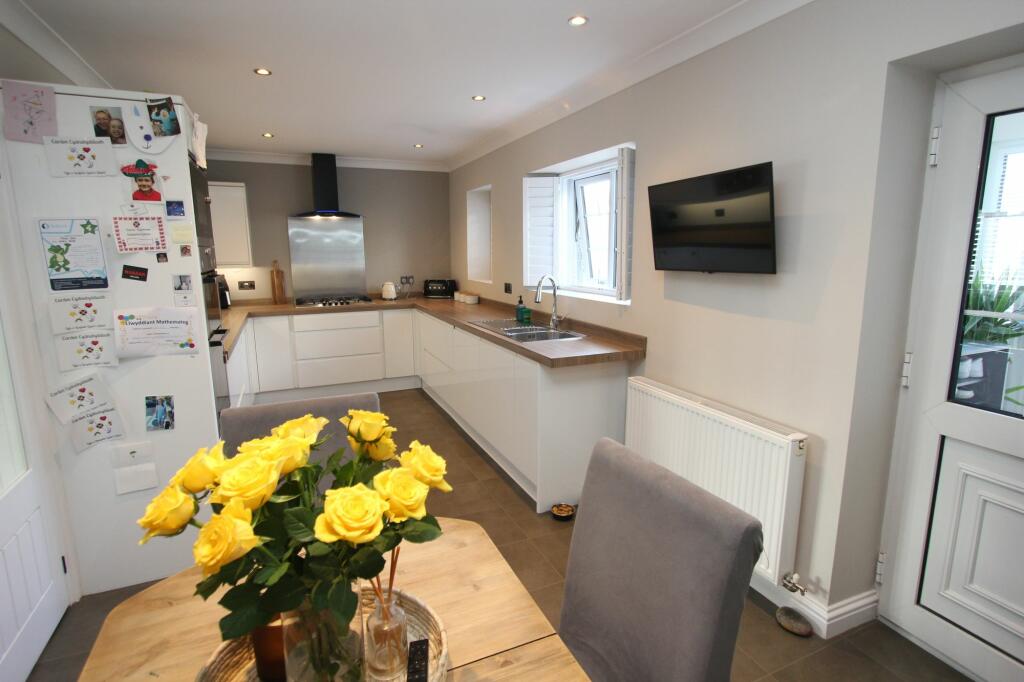 Additional image 4 of Boverton Road, Boverton, CF61