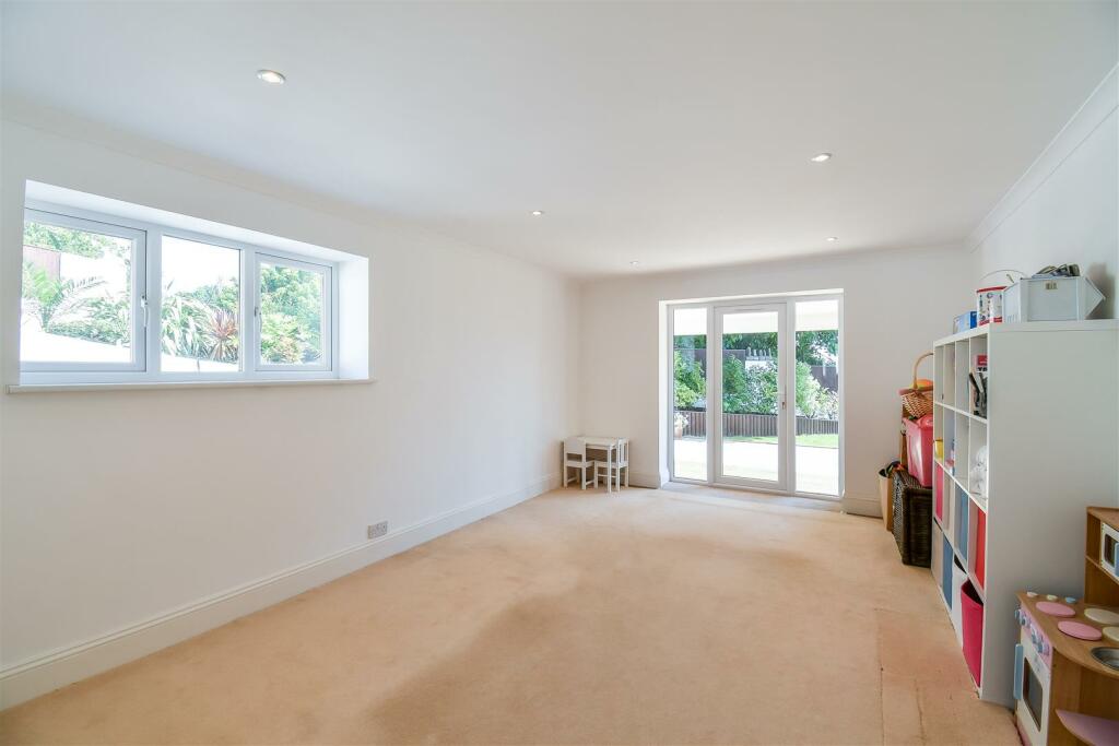Additional image 18 of Beach Road, Swanbridge, Penarth