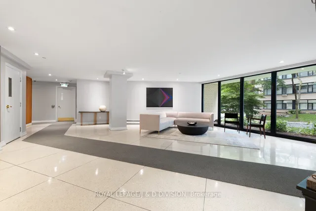 Additional image 15 of 581 Avenue Rd Unit 404