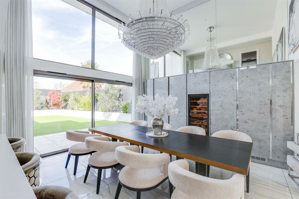 Additional image 8 of Sea View Court, Fontygary Road, Rhoose, Vale of Glamorgan, CF62 3FN