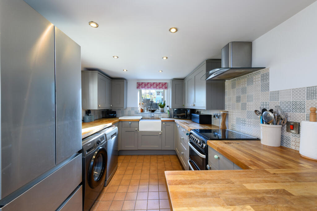 Additional image 7 of High Street, Street