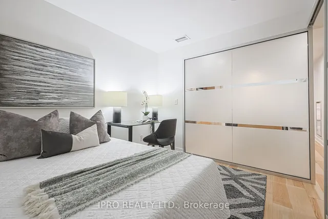 Additional image 31 of 55 Front St Unit 518