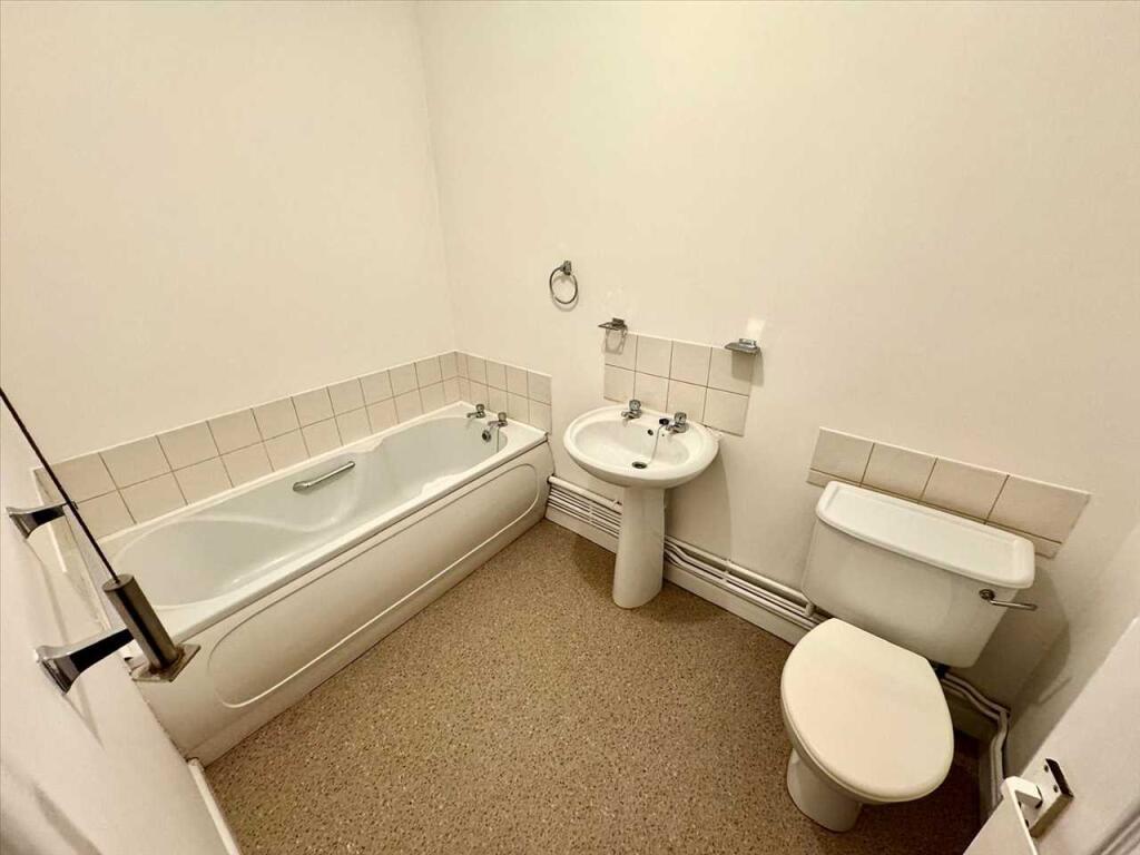 Additional image 9 of High Street, Porth