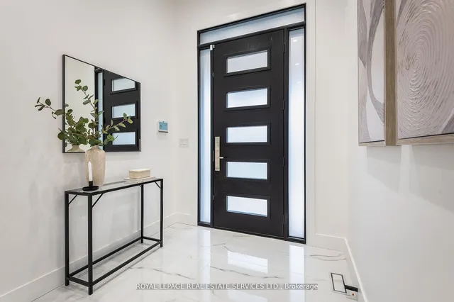 Additional image 2 of 241B Evelyn Ave