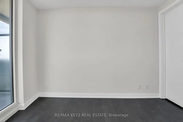 Additional image 22 of 2221 Yonge St Unit 3402