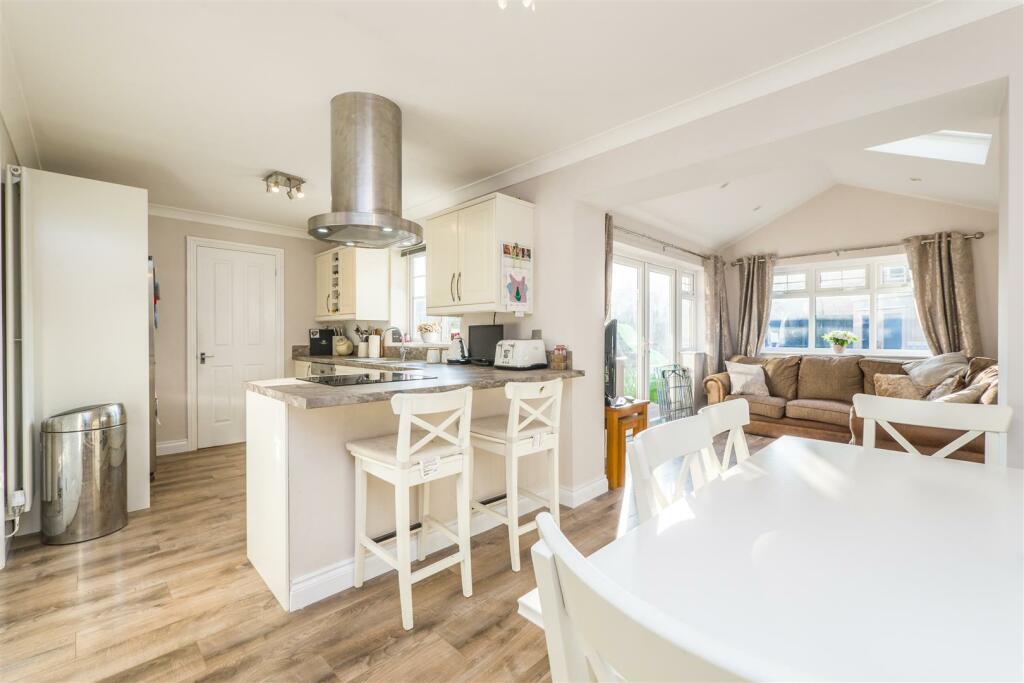 Additional image 10 of Llys Y Coed, Barry