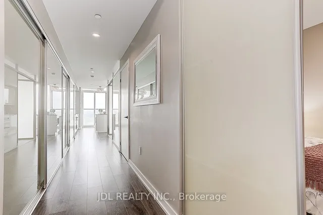 Additional image 7 of 426 University Ave Unit 3201