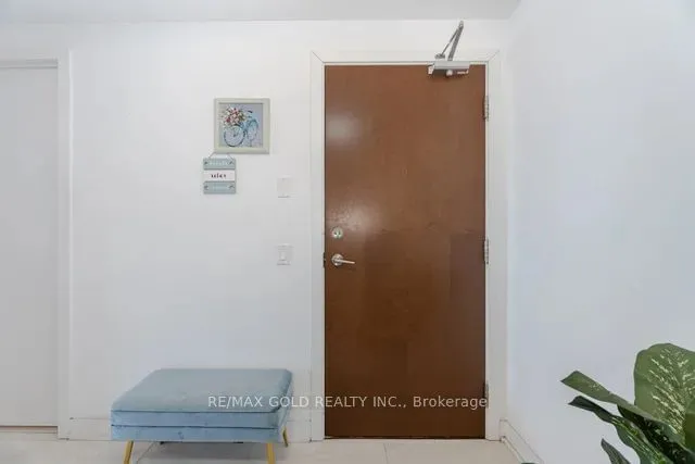 Additional image 6 of 2212 Lakeshore Blvd Unit 2210