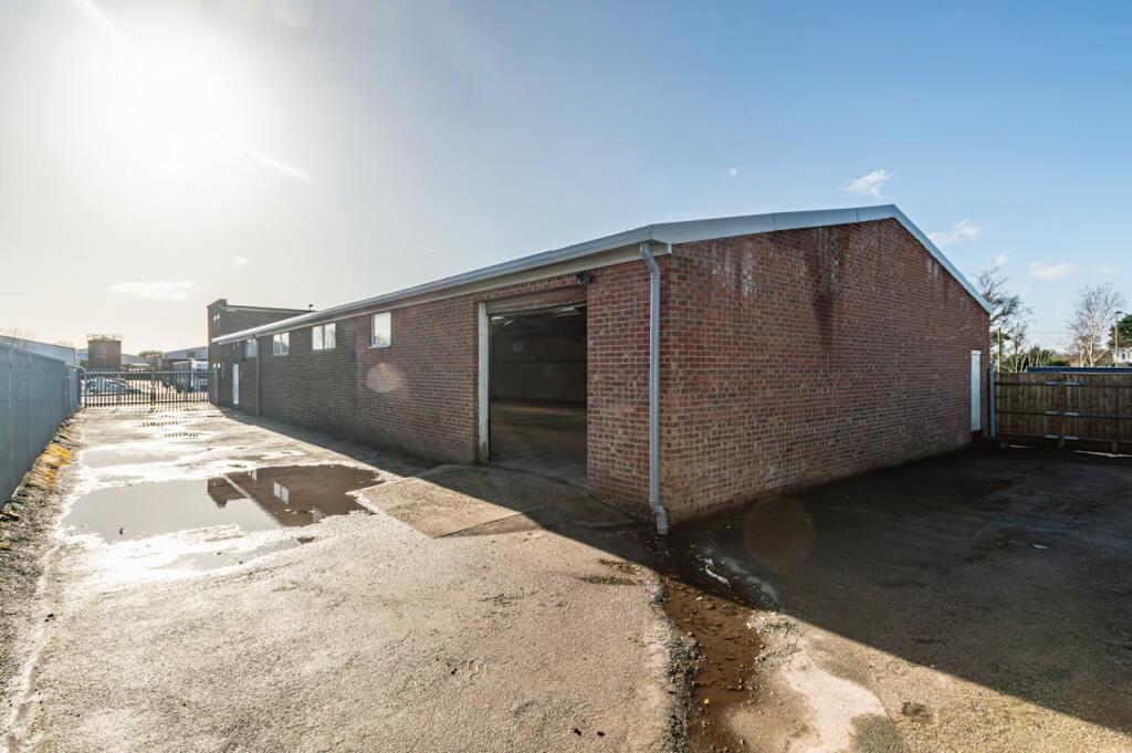 Additional image 7 of Unit 2 Queensway, Stem Lane Industrial Estate, New Milton, BH25 5NN