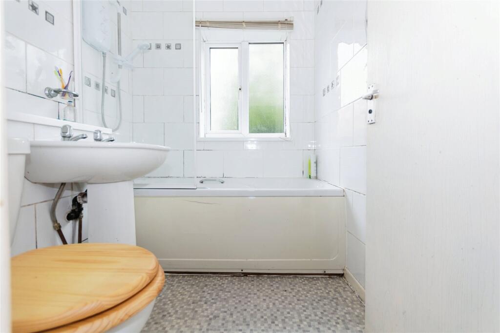 Additional image 9 of Yardley Wood Road, Birmingham, West Midlands, B14