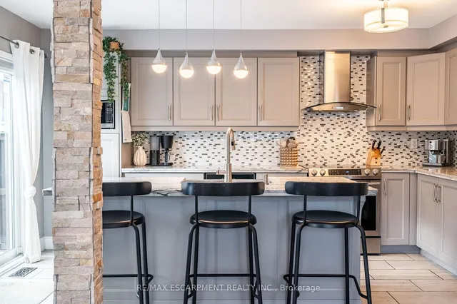 Additional image 18 of 3 Gowland Dr