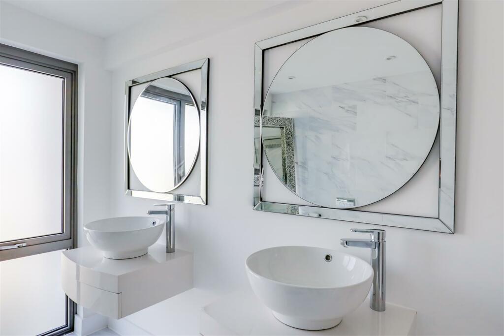 Additional image 23 of Sea View Court, Fontygary Road, Rhoose, Vale of Glamorgan, CF62 3FN